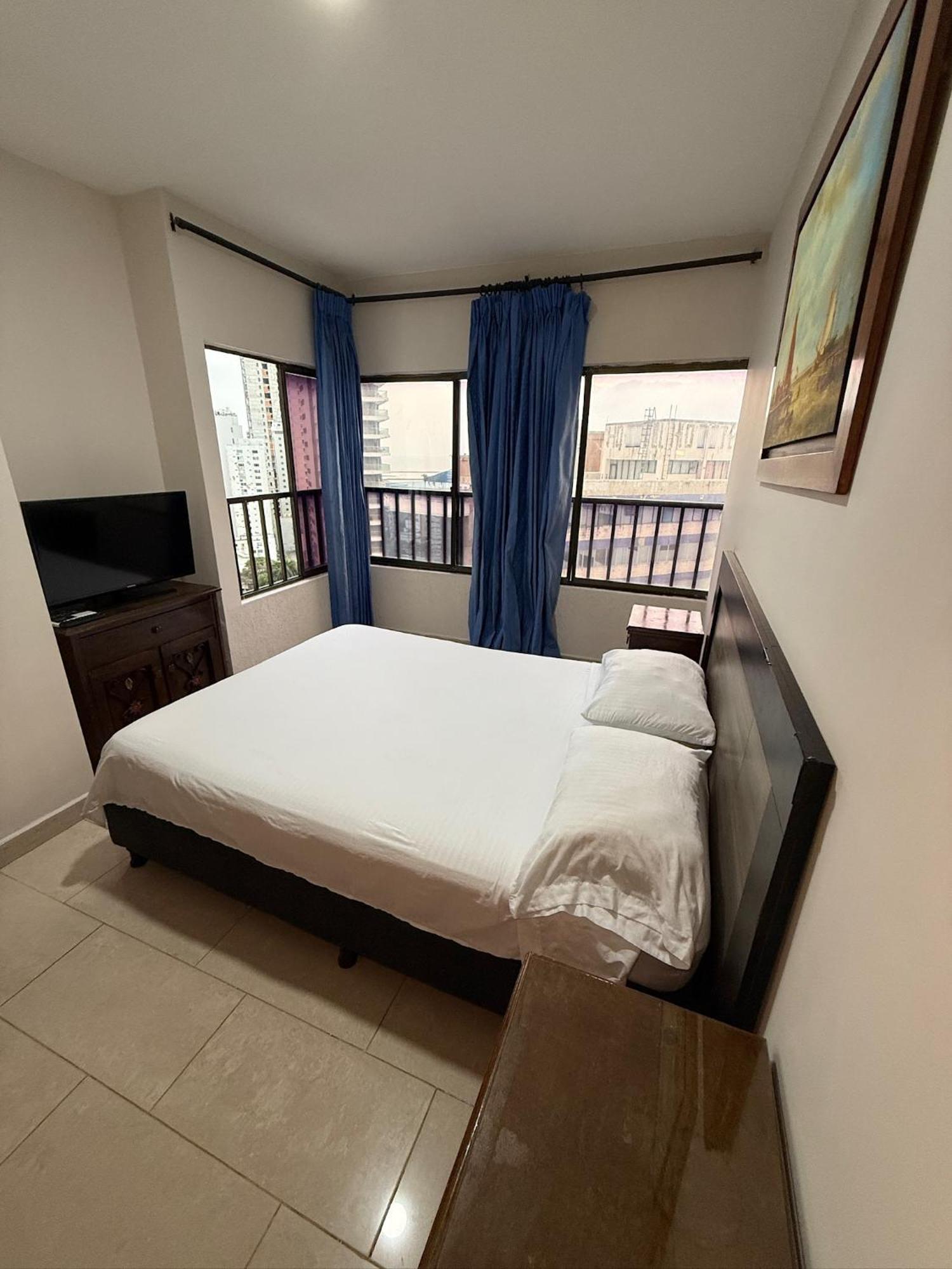 1702at Apartamento *